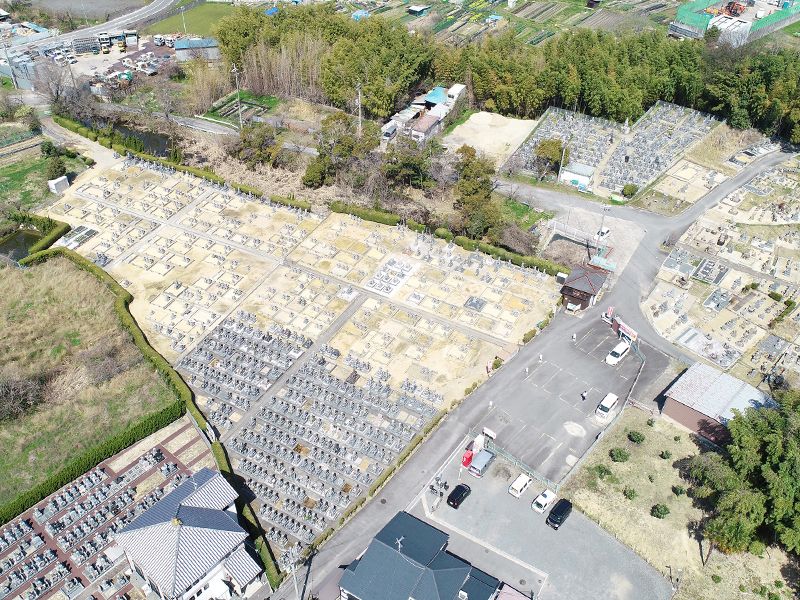 交野瑞専寺霊苑