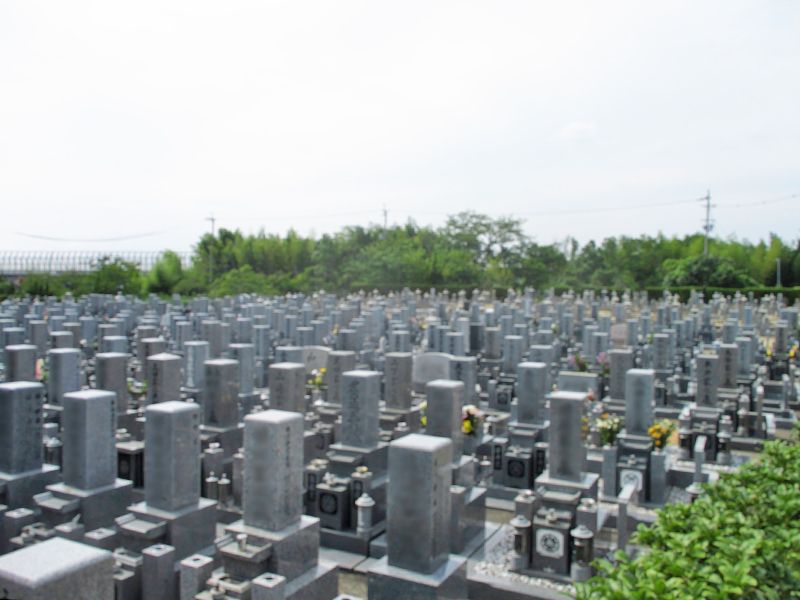 交野瑞専寺霊苑