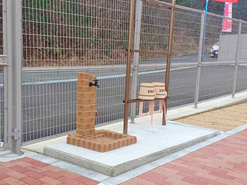 東江原墓苑
