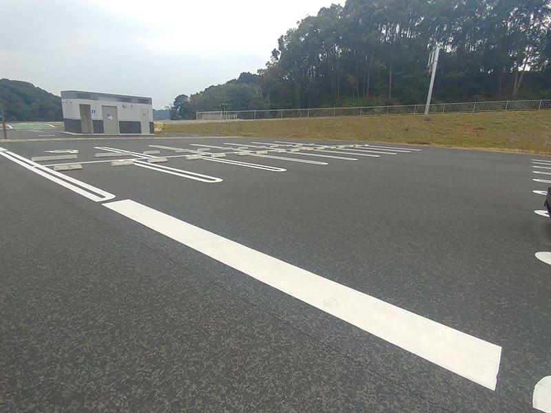 袋井市夢の丘墓園の駐車場