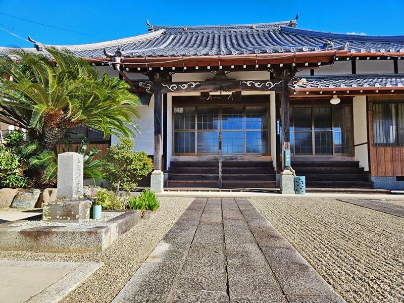 柳福寺 のうこつぼ