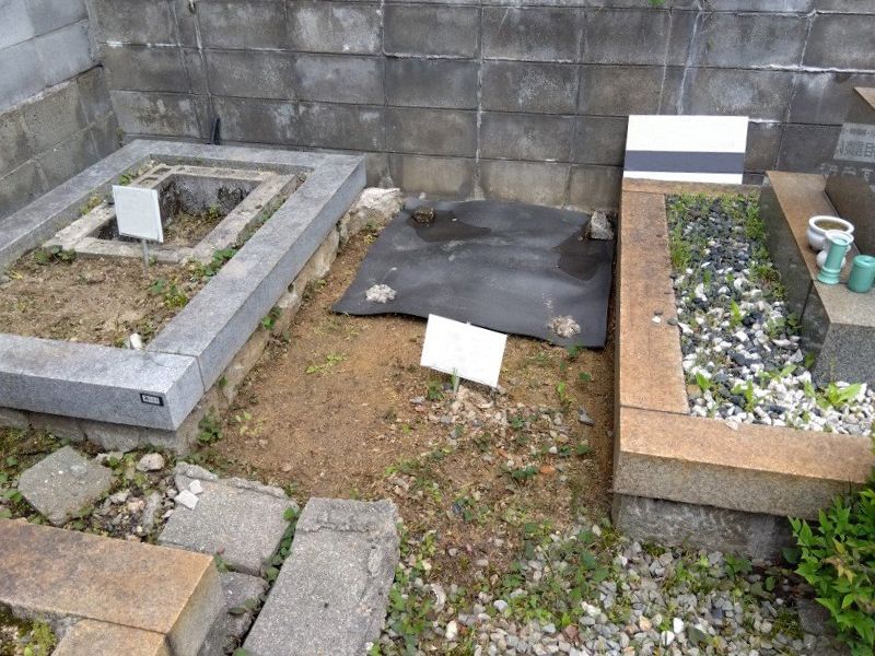 神崎町墓地