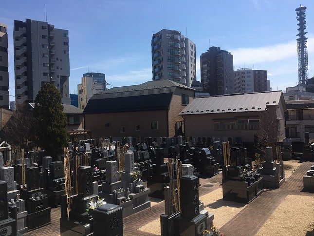 恵光メモリアル新宿浄苑　周囲は閑静な住宅街