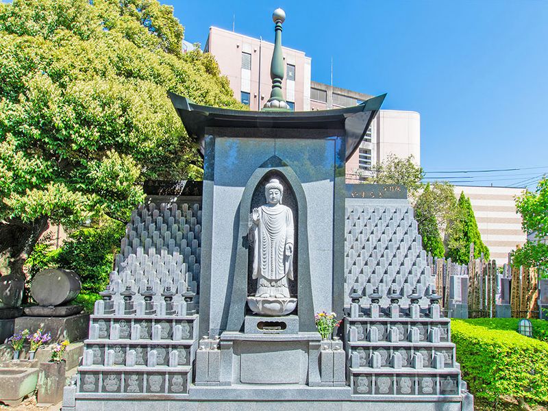 仏像付きの納骨壇