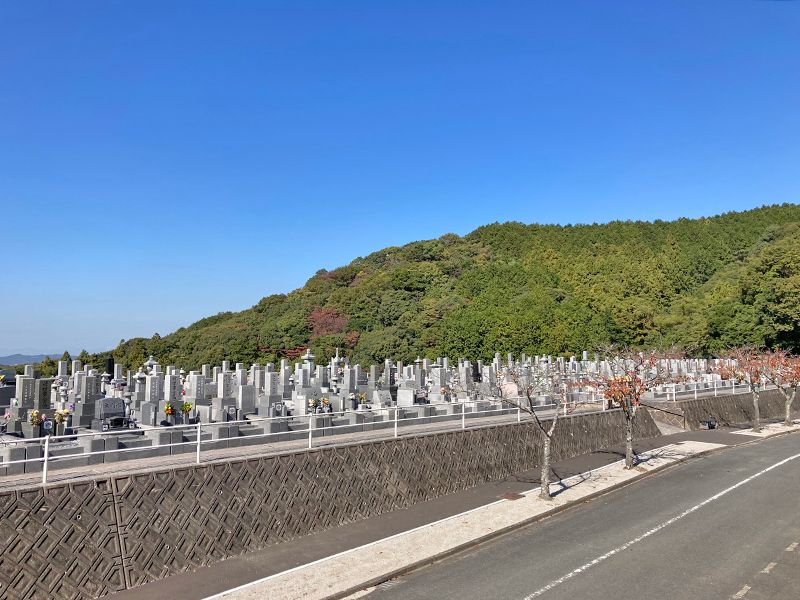 百合ヶ丘霊園園内風景