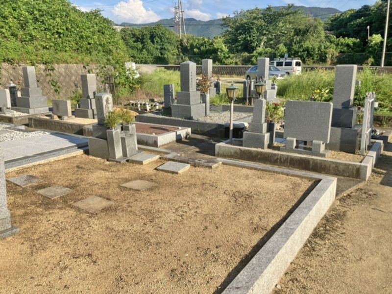 紀の川市営 小坂墓地