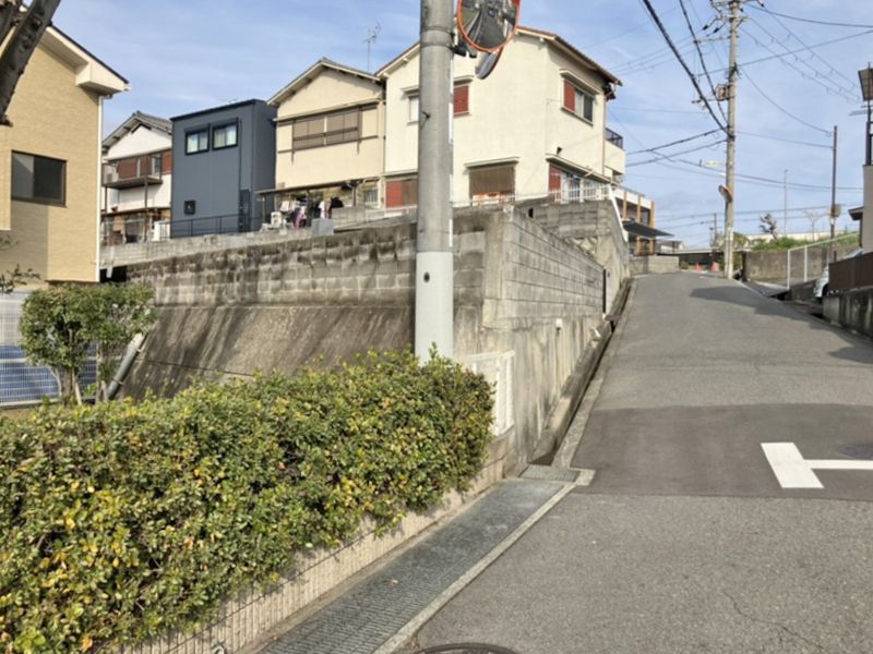 東池尻庄司庵墓地