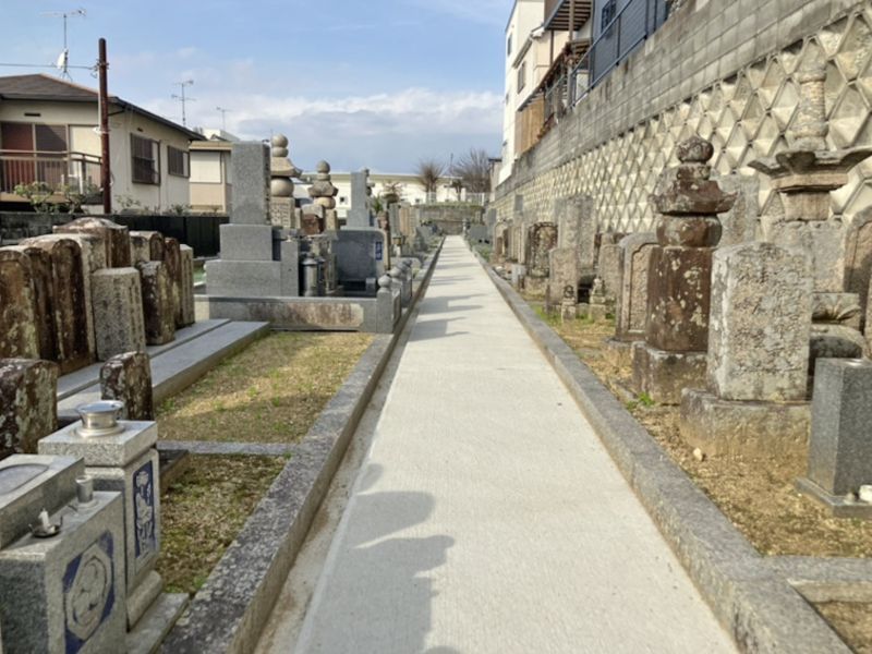 東池尻庄司庵墓地