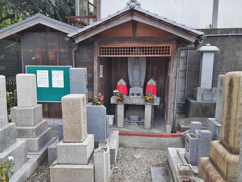 善源寺町墓地