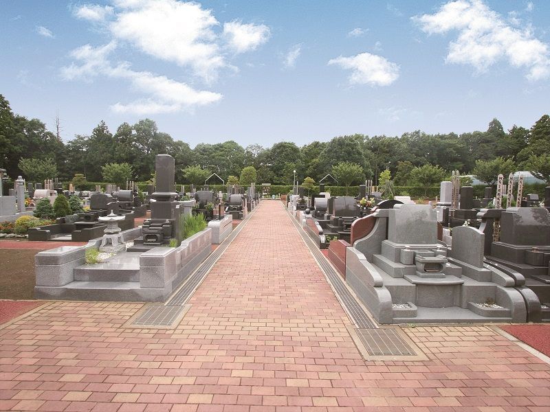 ガーデンニュータウン霊園　園内風景
