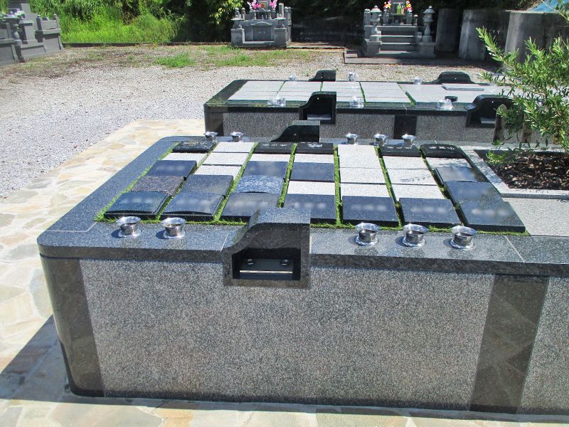 円山あんのん墓苑