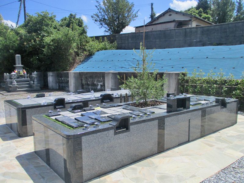 円山あんのん墓苑