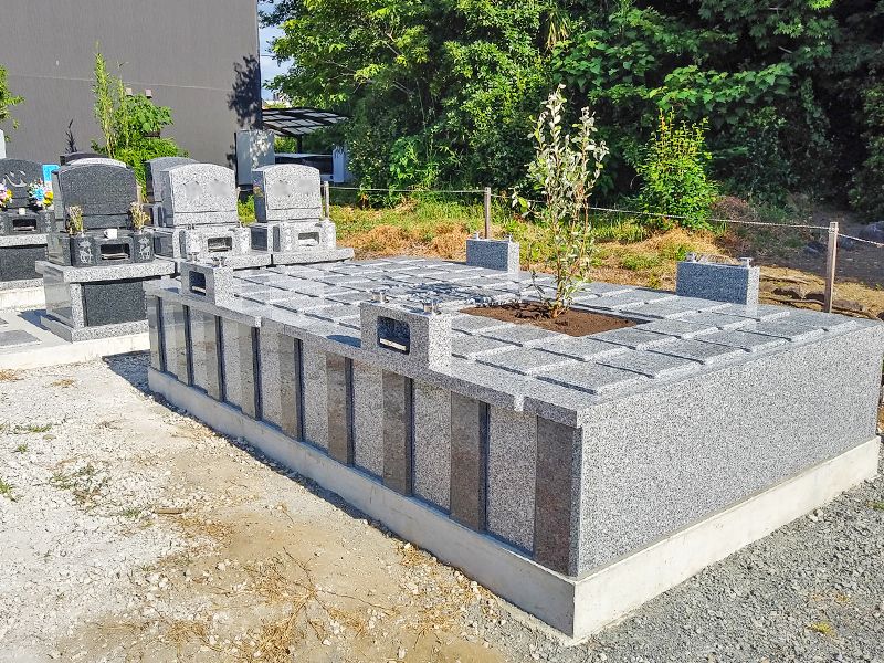 大岡北共同墓地