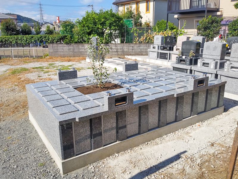 大岡北共同墓地