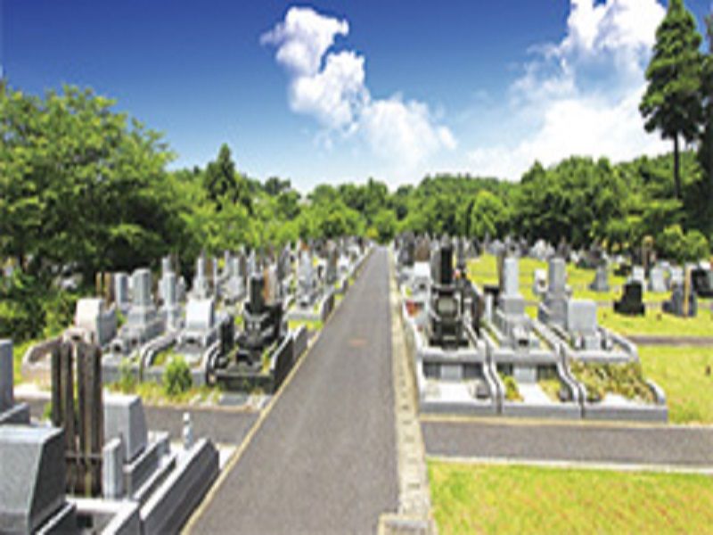 佐倉やすらぎの郷　墓地には様々な墓石が混在