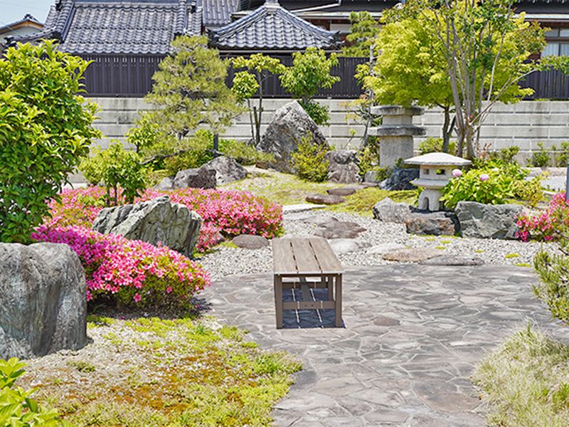 花といのさと興善寺霊苑