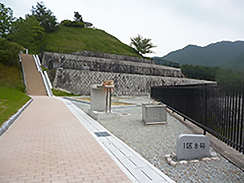 西宮市営 白水峡公園墓地