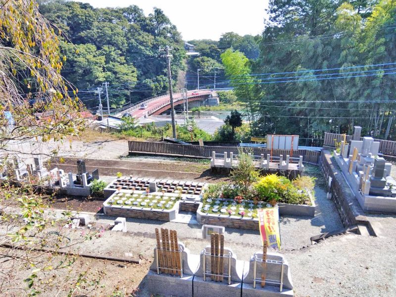 妙誠寺「プレミアム愛川の里樹木葬墓地」