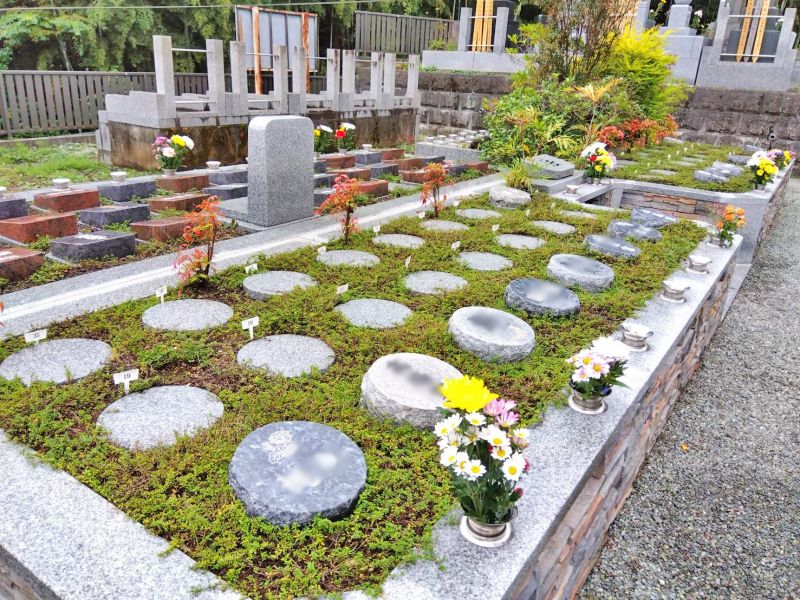 妙誠寺「プレミアム愛川の里樹木葬墓地」