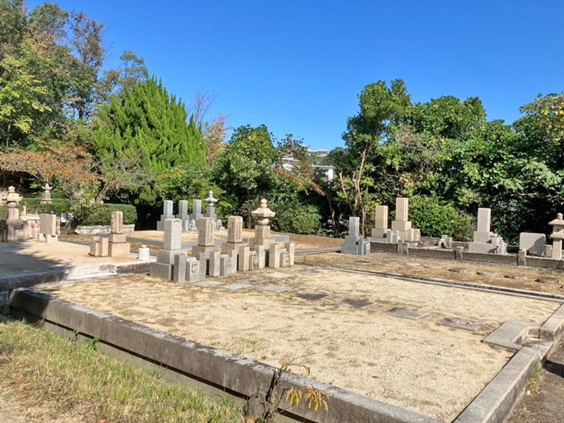 宝塚市営　西山霊園