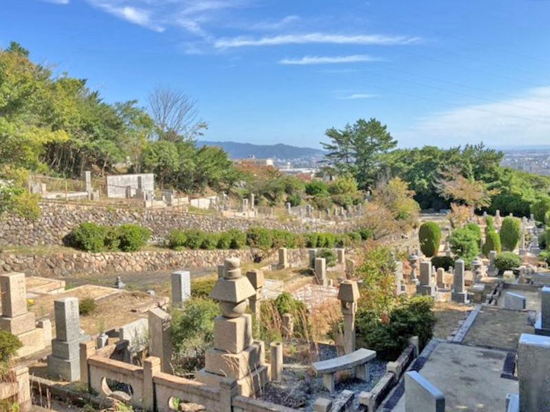 宝塚市営　西山霊園