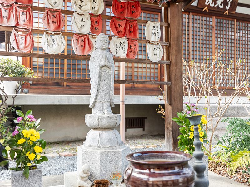 了光院墓苑