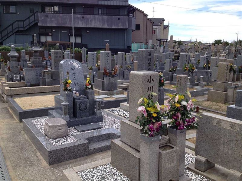 小山共同墓地
