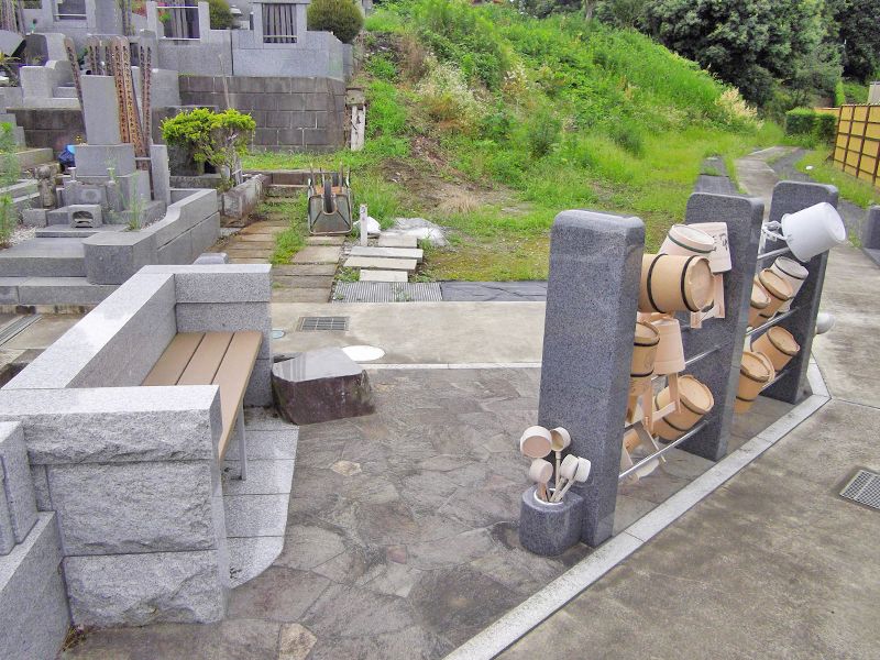 養運寺墓苑
