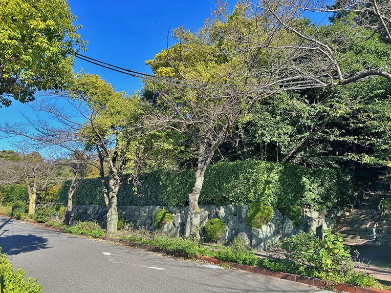 半田市営 成岩墓地