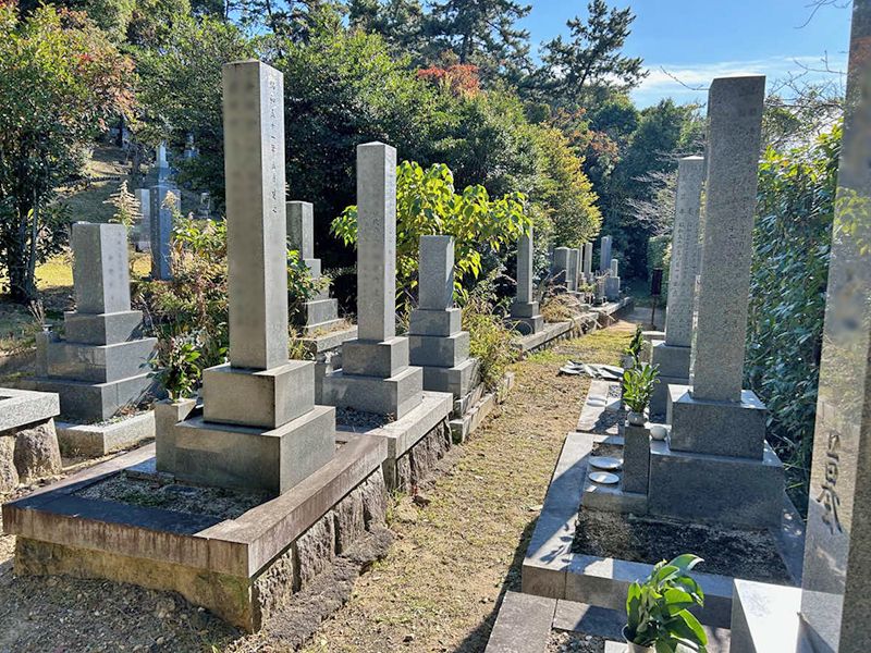 半田市営 成岩墓地