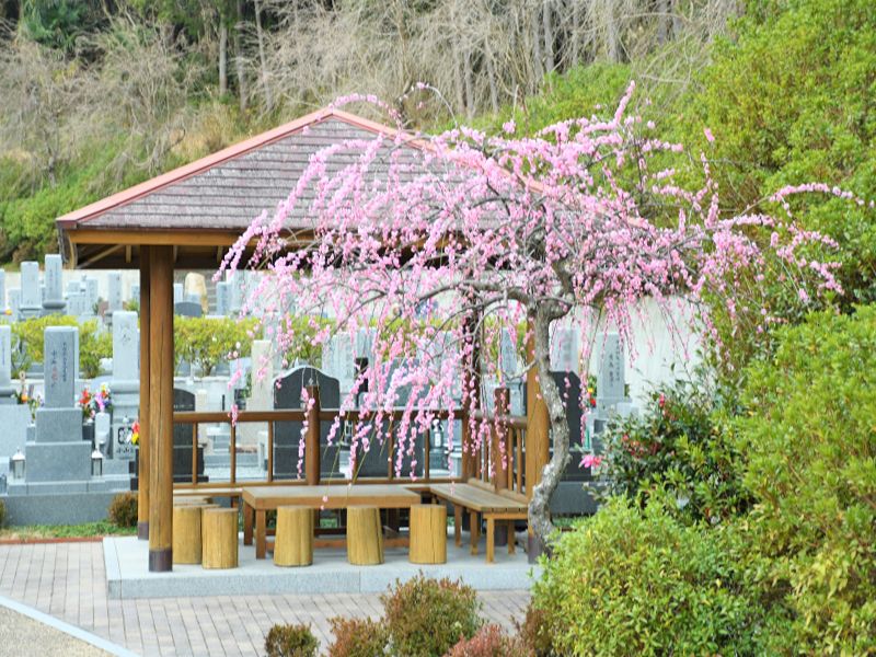 壷阪山霊園
