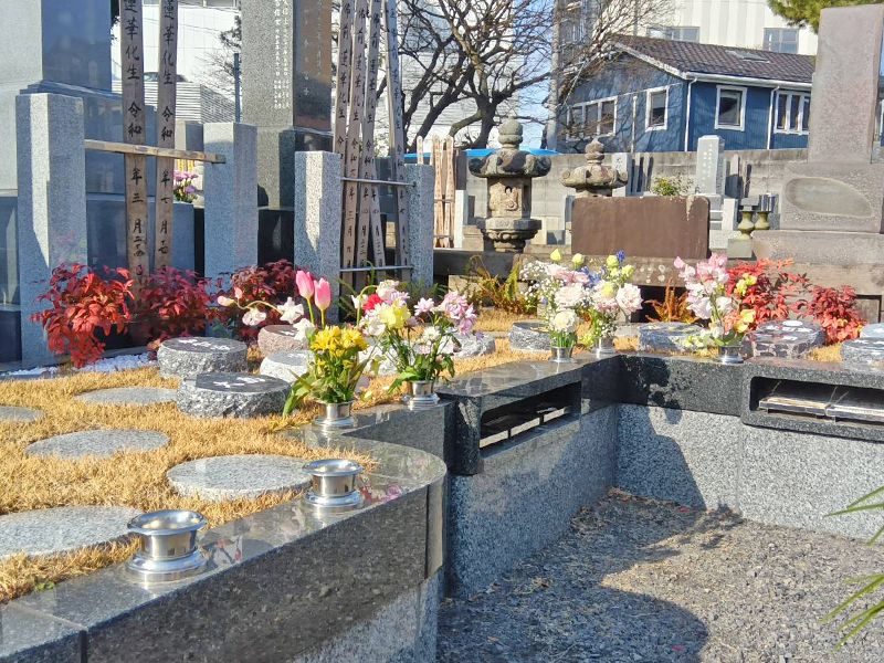 本立寺 プレミアム湘南辻堂駅前樹木葬墓地