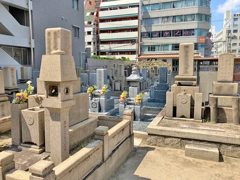 圓通院墓地