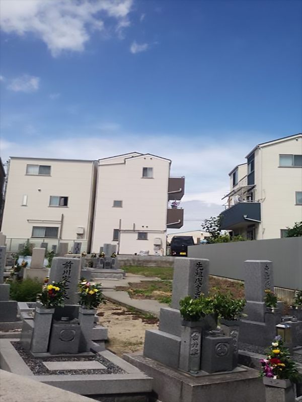 茨田大宮墓地　手入れされた墓域