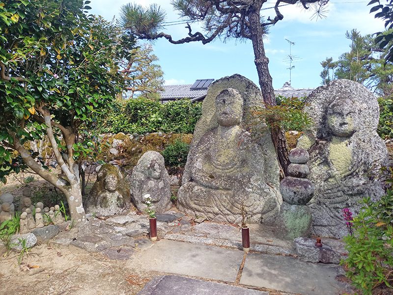 禅華院墓苑