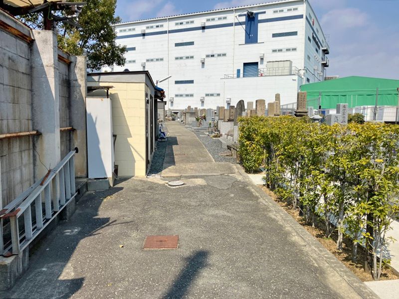 三津屋霊園