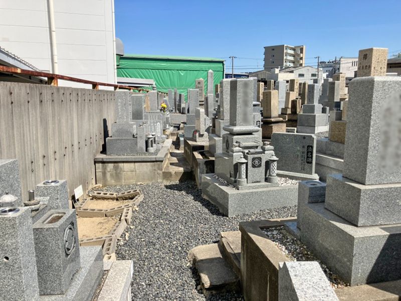 三津屋霊園