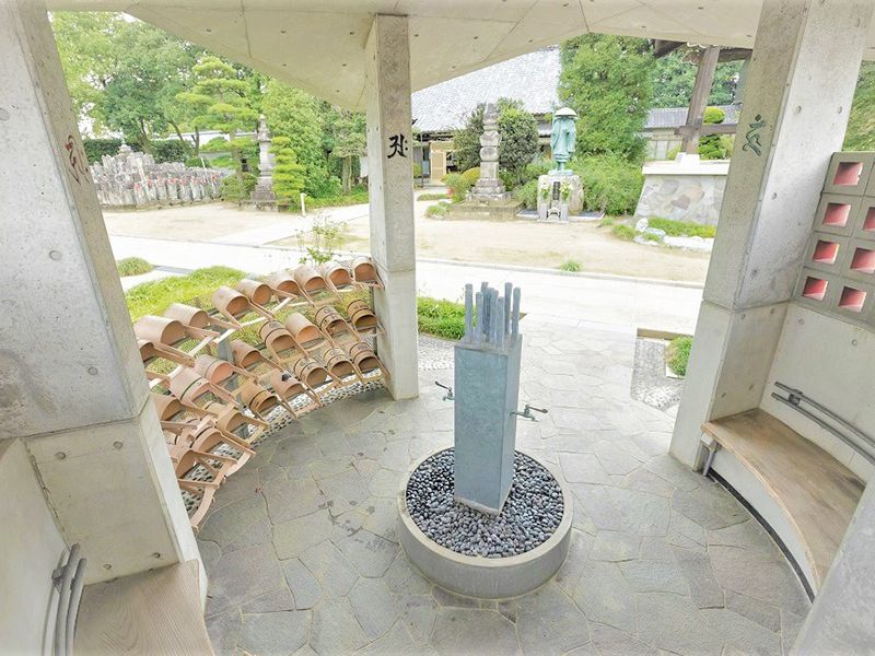 観音寺墓苑