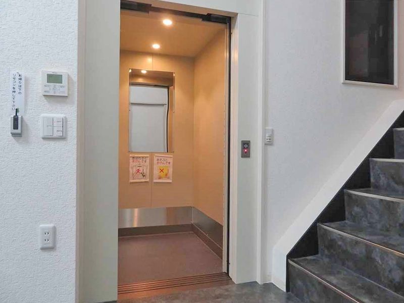 車椅子をご利用の方や高齢の方も安心してご利用いただけます