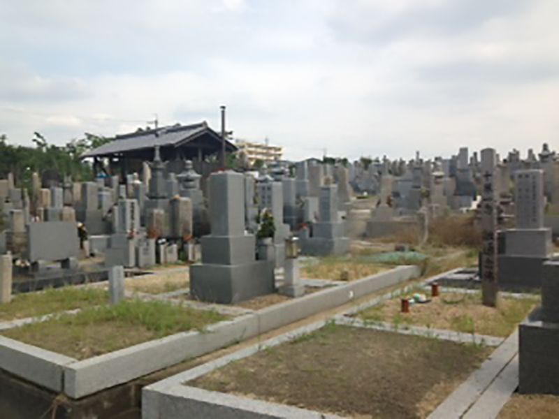 菅生墓地