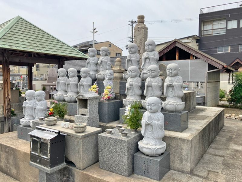 矢田冨田町墓地
