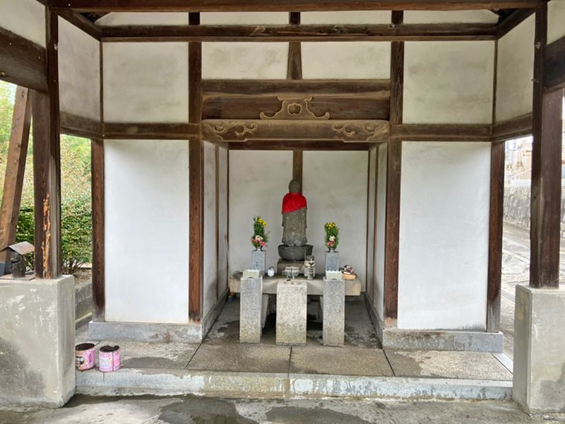 多治井墓地