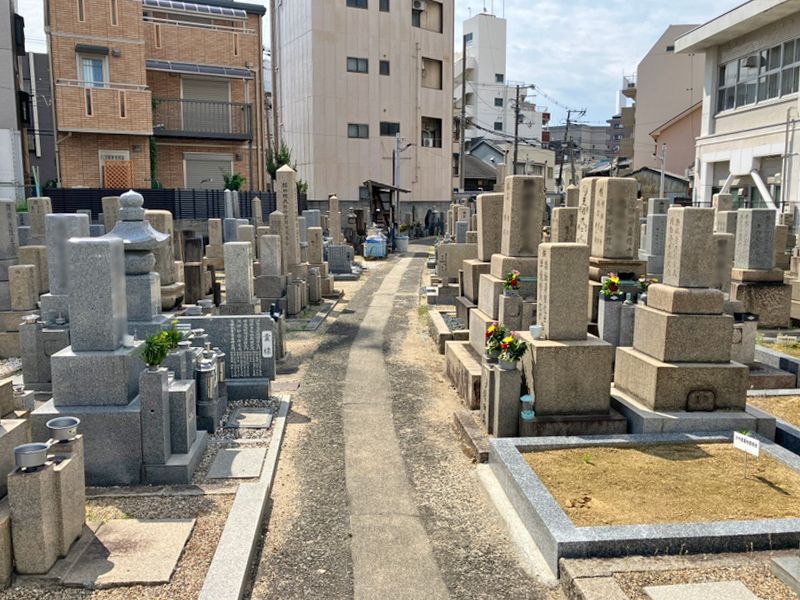 大今里墓地