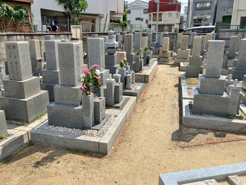 大今里墓地
