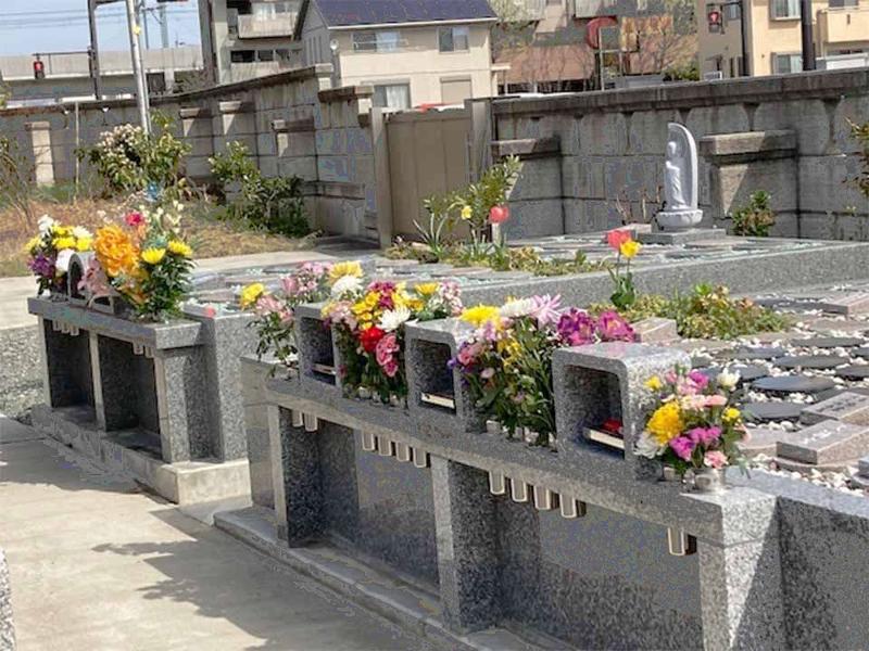 樹木葬「舟型地蔵」