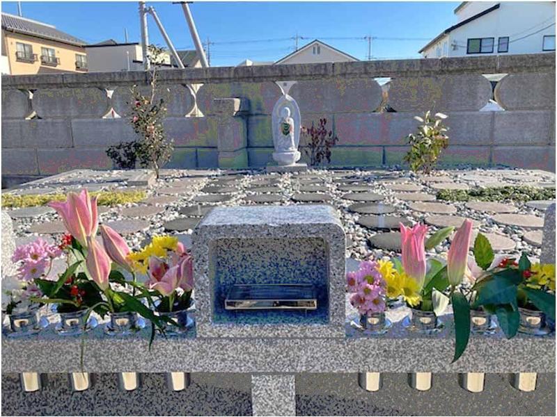 樹木葬「舟型地蔵」