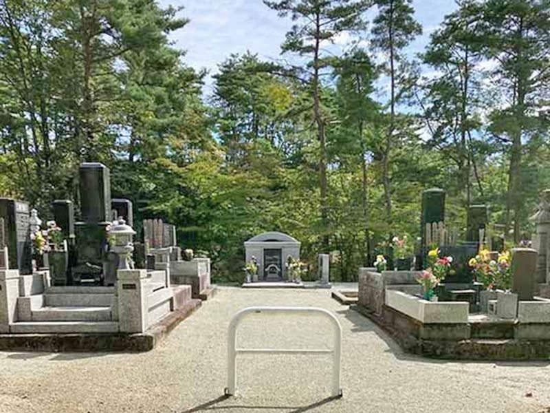 葛岡霊園