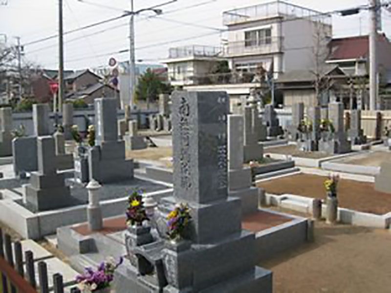 法盛寺墓地