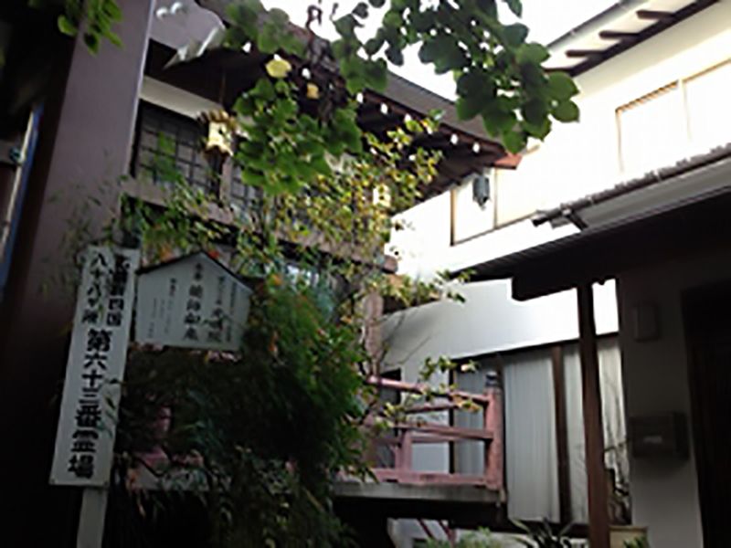光明院墓地