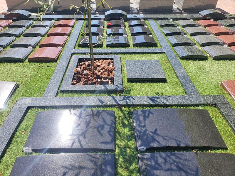 普堂（合祀墓）